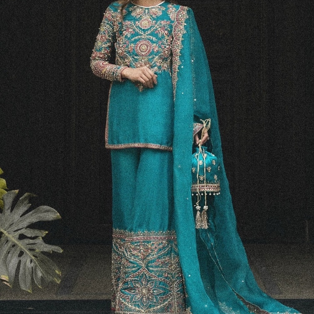 Hussain rehar Elegant Teal Embroidered Suit with Dupatta desi